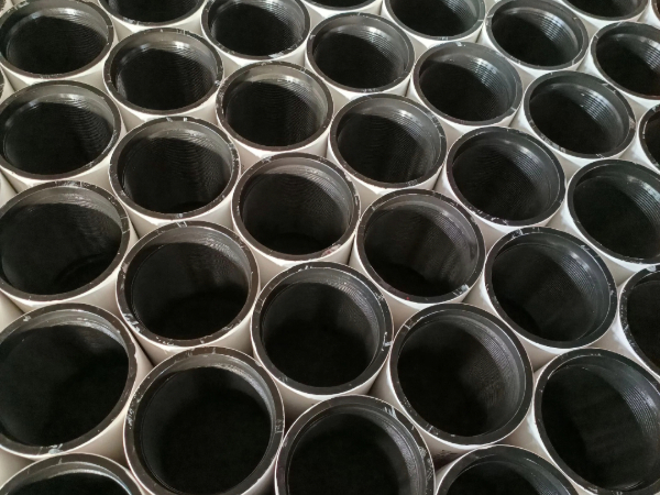 API 5CT BTC tubing coupling with threaded end