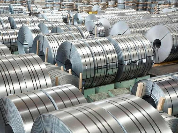 Steel coil unwinding and processing line